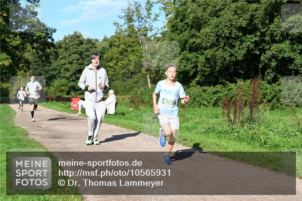 27.09.2026 - 35. Volkslauf durch das schöne Alstertal Dr. Thomas Lammeyer http://msf.ph/oto/10565931 27.09.2026 10:38:39 Laufen 2605 meine-sportfotos.de
