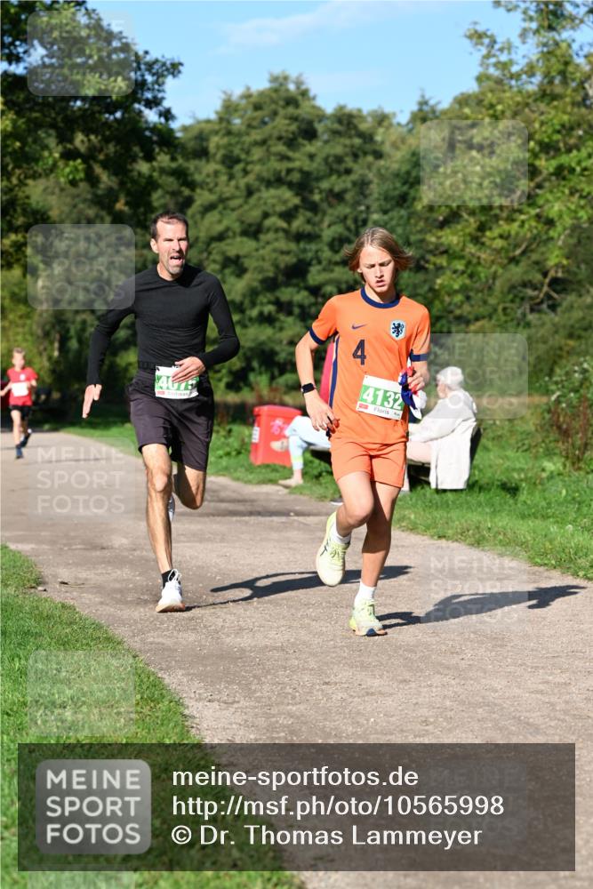 27.09.2026 - 35. Volkslauf durch das schöne Alstertal Dr. Thomas Lammeyer http://msf.ph/oto/10565998 27.09.2026 10:38:58 Laufen 4132 meine-sportfotos.de