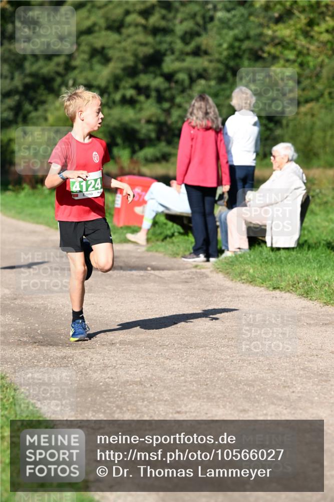27.09.2026 - 35. Volkslauf durch das schöne Alstertal Dr. Thomas Lammeyer http://msf.ph/oto/10566027 27.09.2026 10:39:04 Laufen 4124 meine-sportfotos.de