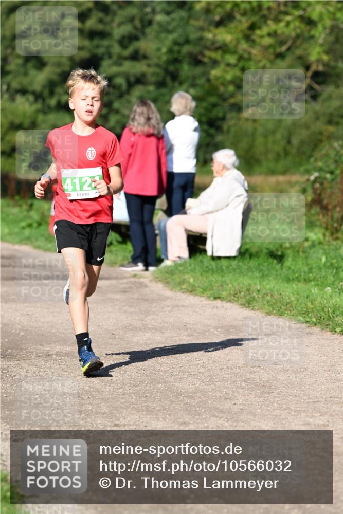 27.09.2026 - 35. Volkslauf durch das schöne Alstertal Dr. Thomas Lammeyer http://msf.ph/oto/10566032 27.09.2026 10:39:05 Laufen 412 meine-sportfotos.de