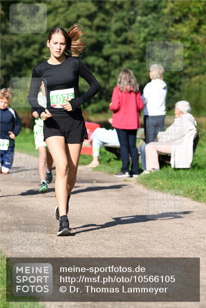 27.09.2026 - 35. Volkslauf durch das schöne Alstertal Dr. Thomas Lammeyer http://msf.ph/oto/10566105 27.09.2026 10:39:17 Laufen 4076 meine-sportfotos.de