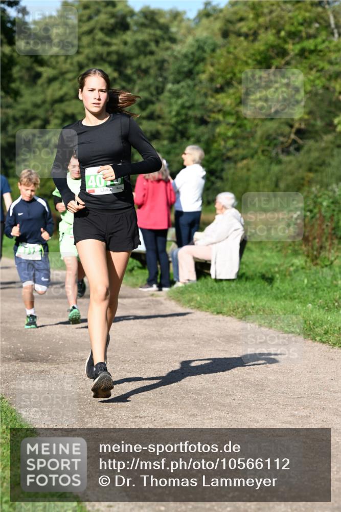 27.09.2026 - 35. Volkslauf durch das schöne Alstertal Dr. Thomas Lammeyer http://msf.ph/oto/10566112 27.09.2026 10:39:18 Laufen 40 meine-sportfotos.de