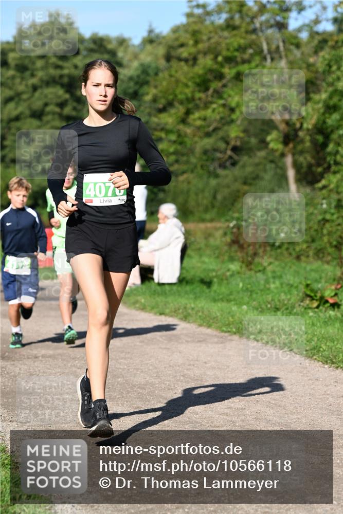 27.09.2026 - 35. Volkslauf durch das schöne Alstertal Dr. Thomas Lammeyer http://msf.ph/oto/10566118 27.09.2026 10:39:19 Laufen 4070 meine-sportfotos.de