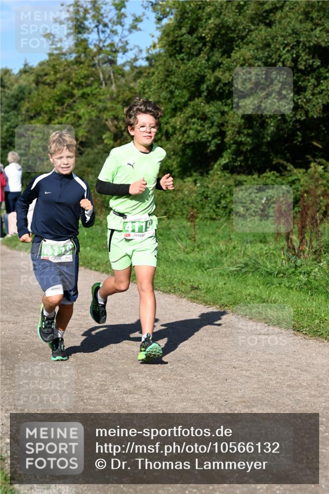 27.09.2026 - 35. Volkslauf durch das schöne Alstertal Dr. Thomas Lammeyer http://msf.ph/oto/10566132 27.09.2026 10:39:21 Laufen 411 meine-sportfotos.de