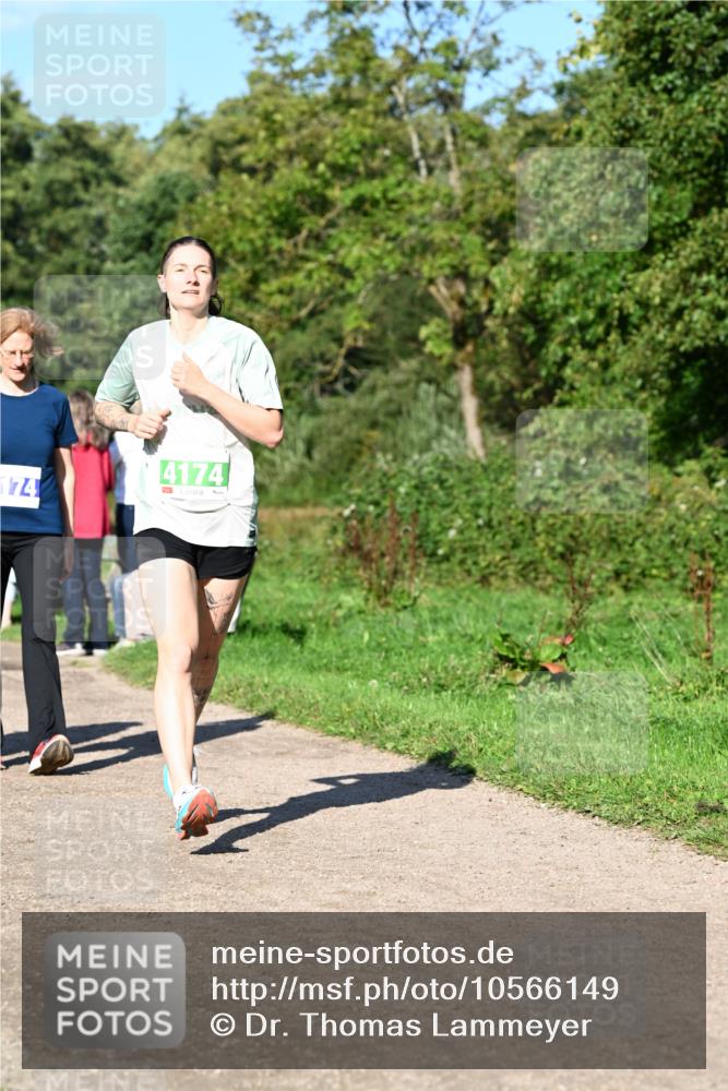 27.09.2026 - 35. Volkslauf durch das schöne Alstertal Dr. Thomas Lammeyer http://msf.ph/oto/10566149 27.09.2026 10:39:24 Laufen 174, 4174 meine-sportfotos.de