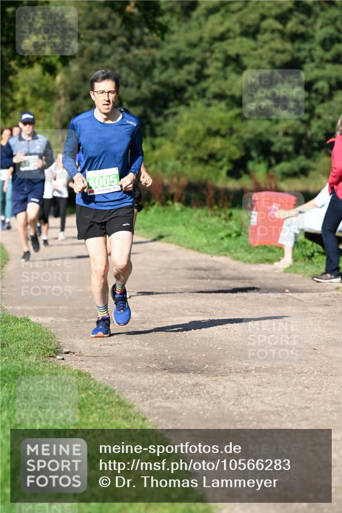 27.09.2026 - 35. Volkslauf durch das schöne Alstertal Dr. Thomas Lammeyer http://msf.ph/oto/10566283 27.09.2026 10:39:50 Laufen 4005 meine-sportfotos.de