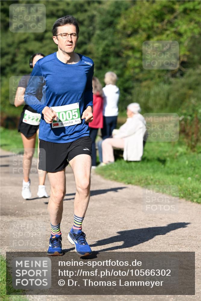 27.09.2026 - 35. Volkslauf durch das schöne Alstertal Dr. Thomas Lammeyer http://msf.ph/oto/10566302 27.09.2026 10:39:52 Laufen 4227, 005 meine-sportfotos.de