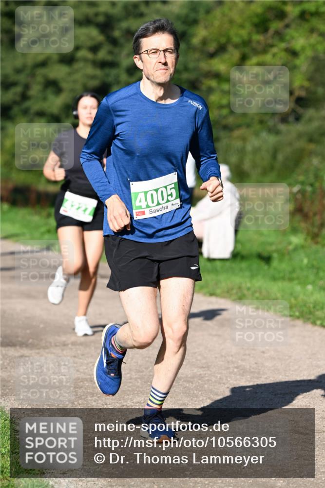 27.09.2026 - 35. Volkslauf durch das schöne Alstertal Dr. Thomas Lammeyer http://msf.ph/oto/10566305 27.09.2026 10:39:52 Laufen 3227, 4005 meine-sportfotos.de