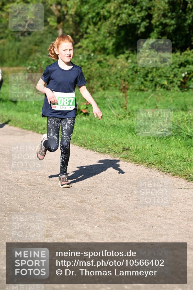 27.09.2026 - 35. Volkslauf durch das schöne Alstertal Dr. Thomas Lammeyer http://msf.ph/oto/10566402 27.09.2026 10:40:07 Laufen 087 meine-sportfotos.de