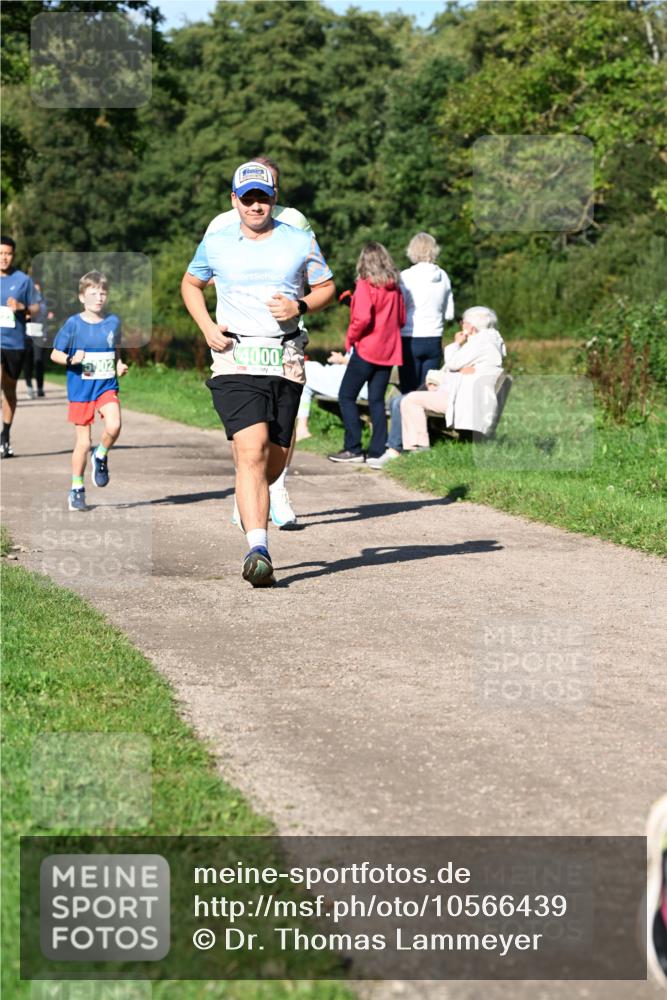 27.09.2026 - 35. Volkslauf durch das schöne Alstertal Dr. Thomas Lammeyer http://msf.ph/oto/10566439 27.09.2026 10:40:14 Laufen 4000 meine-sportfotos.de