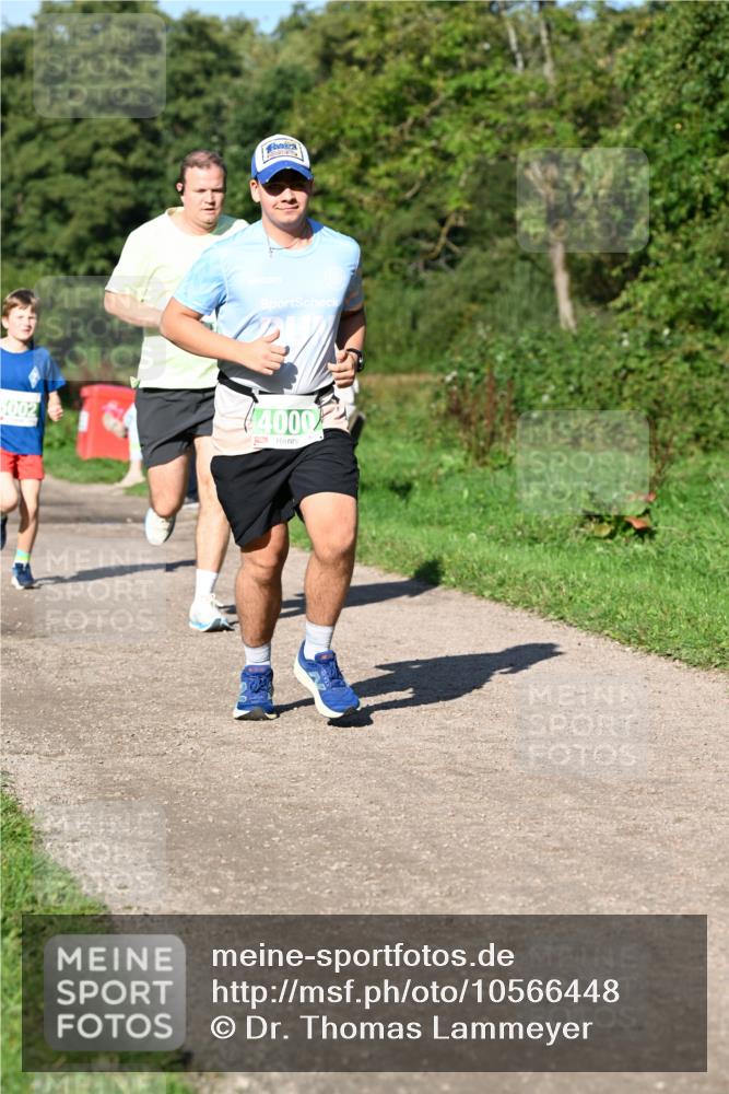27.09.2026 - 35. Volkslauf durch das schöne Alstertal Dr. Thomas Lammeyer http://msf.ph/oto/10566448 27.09.2026 10:40:15 Laufen 5002, 4000 meine-sportfotos.de