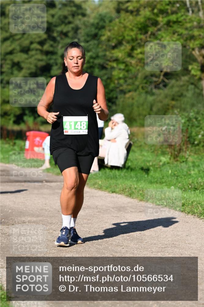 27.09.2026 - 35. Volkslauf durch das schöne Alstertal Dr. Thomas Lammeyer http://msf.ph/oto/10566534 27.09.2026 10:40:29 Laufen 4148 meine-sportfotos.de