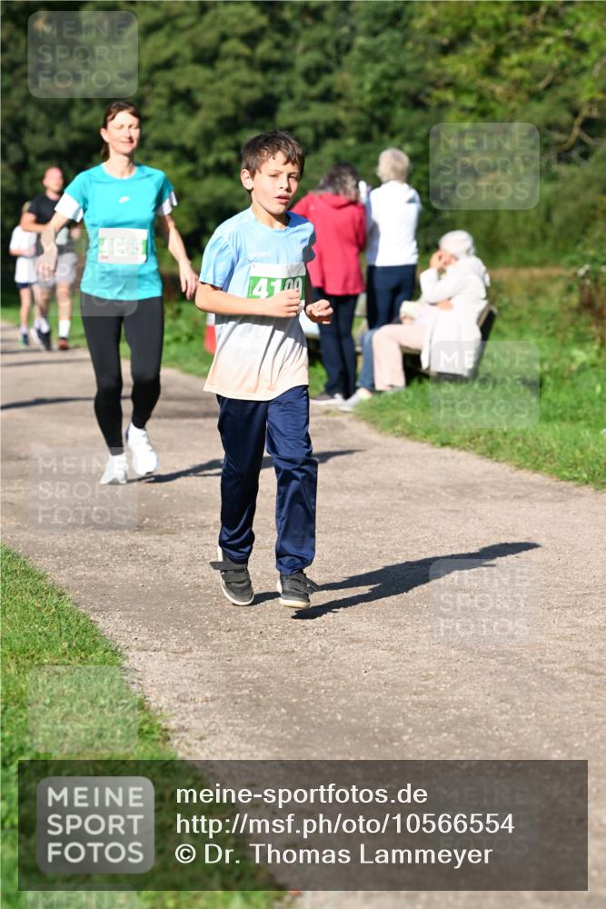 27.09.2026 - 35. Volkslauf durch das schöne Alstertal Dr. Thomas Lammeyer http://msf.ph/oto/10566554 27.09.2026 10:40:32 Laufen 410 meine-sportfotos.de