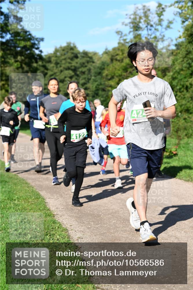 27.09.2026 - 35. Volkslauf durch das schöne Alstertal Dr. Thomas Lammeyer http://msf.ph/oto/10566586 27.09.2026 10:40:41 Laufen 4122, 425 meine-sportfotos.de