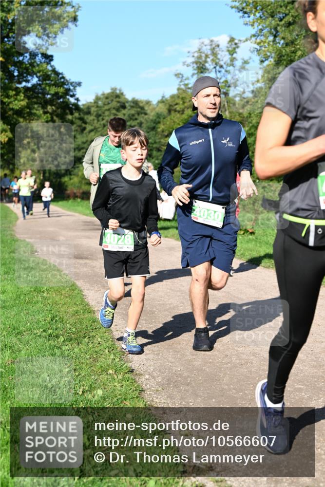 27.09.2026 - 35. Volkslauf durch das schöne Alstertal Dr. Thomas Lammeyer http://msf.ph/oto/10566607 27.09.2026 10:40:44 Laufen 4028, 4030 meine-sportfotos.de