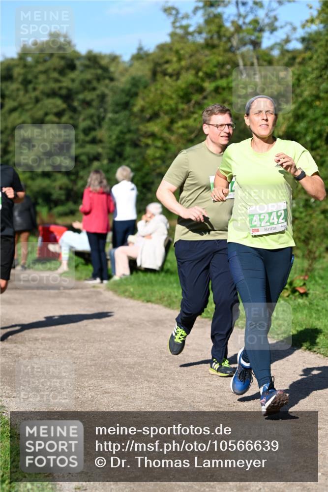 27.09.2026 - 35. Volkslauf durch das schöne Alstertal Dr. Thomas Lammeyer http://msf.ph/oto/10566639 27.09.2026 10:40:53 Laufen 4242 meine-sportfotos.de