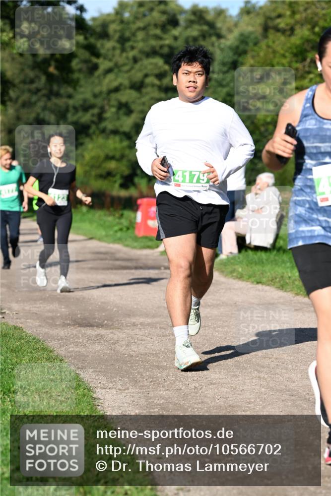 27.09.2026 - 35. Volkslauf durch das schöne Alstertal Dr. Thomas Lammeyer http://msf.ph/oto/10566702 27.09.2026 10:41:02 Laufen 4175 meine-sportfotos.de