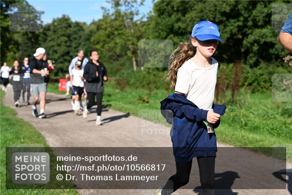 27.09.2026 - 35. Volkslauf durch das schöne Alstertal Dr. Thomas Lammeyer http://msf.ph/oto/10566817 27.09.2026 10:41:25 Laufen  meine-sportfotos.de