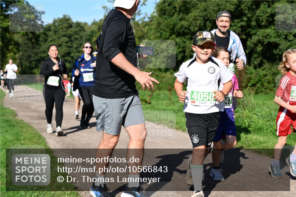 27.09.2026 - 35. Volkslauf durch das schöne Alstertal Dr. Thomas Lammeyer http://msf.ph/oto/10566843 27.09.2026 10:41:29 Laufen 4050 meine-sportfotos.de
