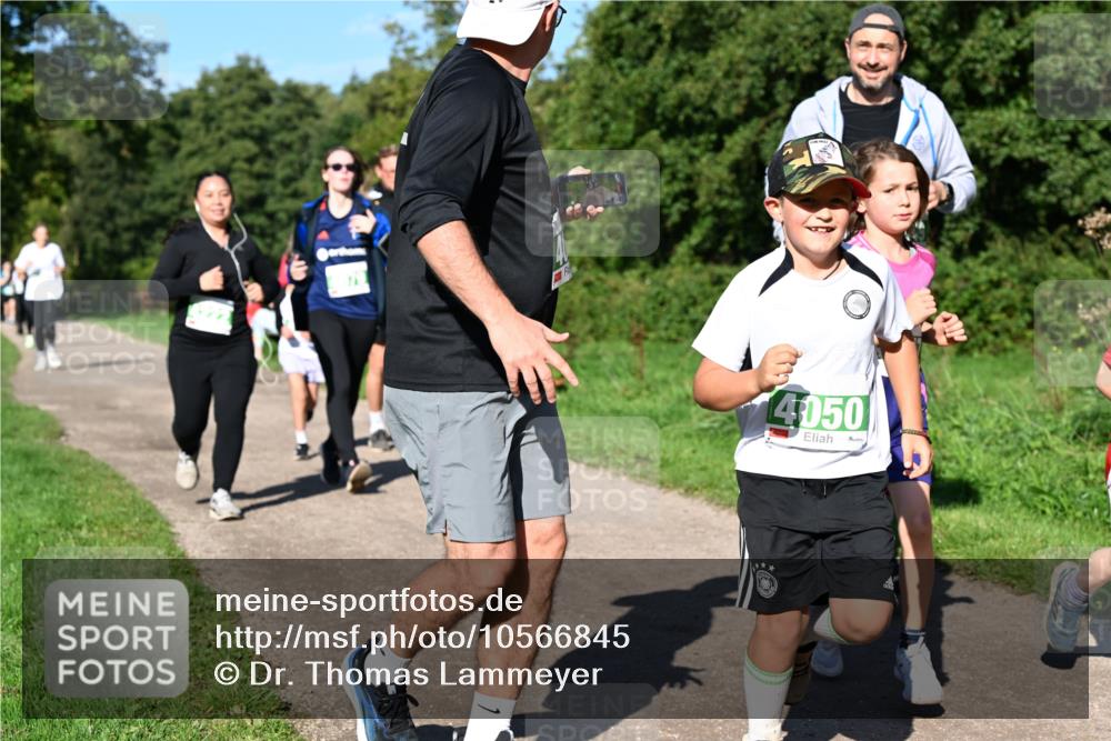 27.09.2026 - 35. Volkslauf durch das schöne Alstertal Dr. Thomas Lammeyer http://msf.ph/oto/10566845 27.09.2026 10:41:29 Laufen 4050 meine-sportfotos.de