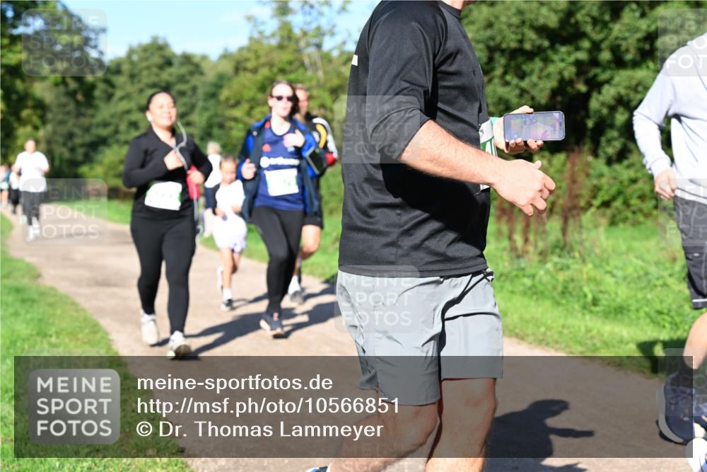 27.09.2026 - 35. Volkslauf durch das schöne Alstertal Dr. Thomas Lammeyer http://msf.ph/oto/10566851 27.09.2026 10:41:29 Laufen  meine-sportfotos.de