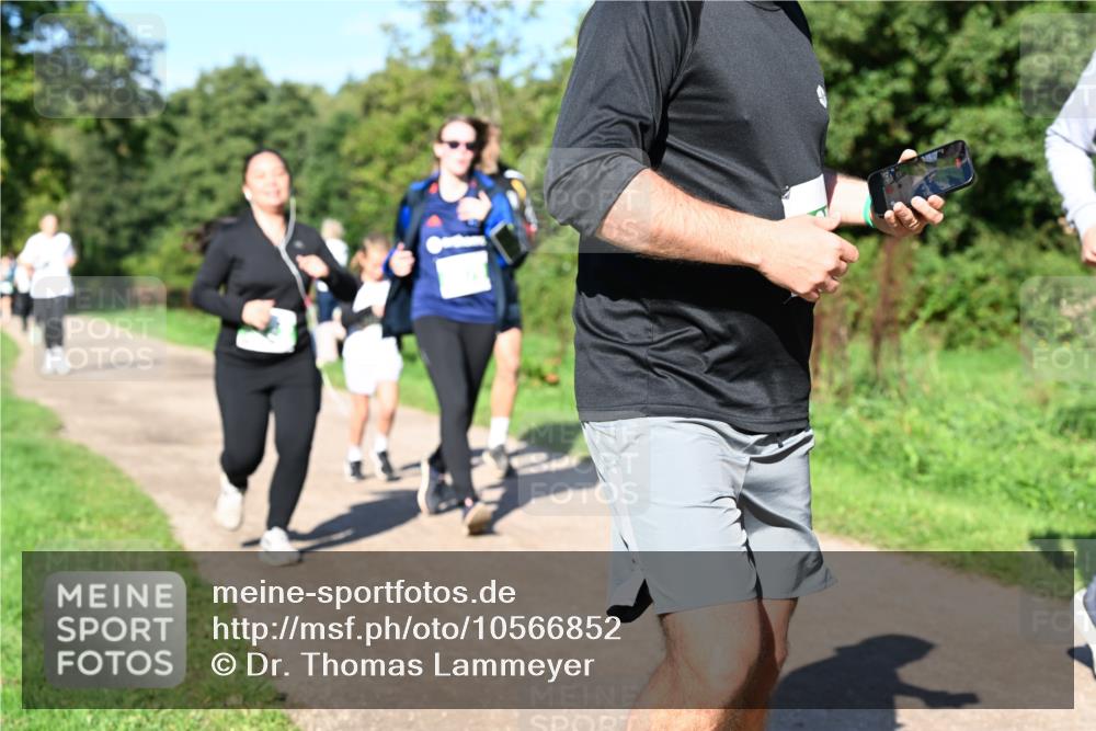 27.09.2026 - 35. Volkslauf durch das schöne Alstertal Dr. Thomas Lammeyer http://msf.ph/oto/10566852 27.09.2026 10:41:30 Laufen  meine-sportfotos.de