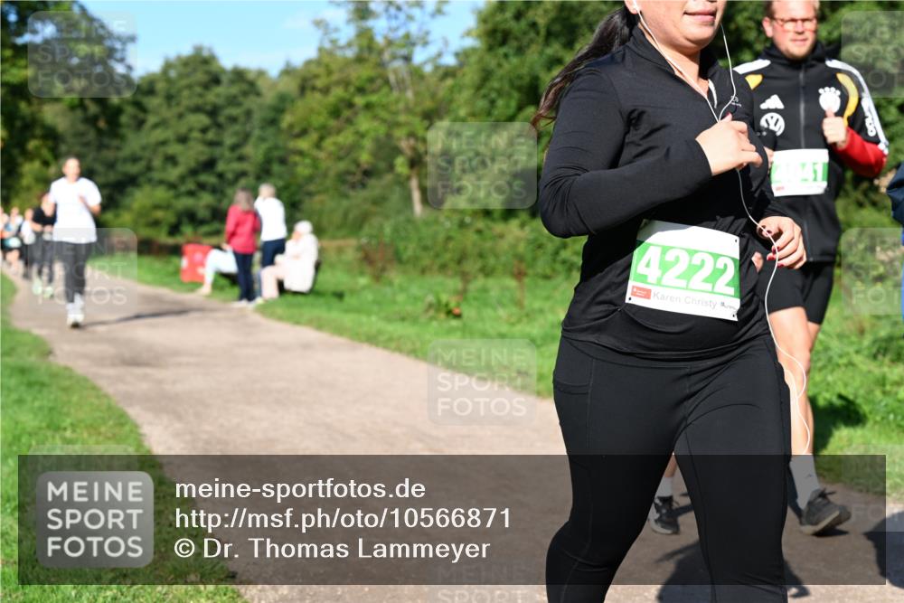 27.09.2026 - 35. Volkslauf durch das schöne Alstertal Dr. Thomas Lammeyer http://msf.ph/oto/10566871 27.09.2026 10:41:32 Laufen 10, 4222 meine-sportfotos.de