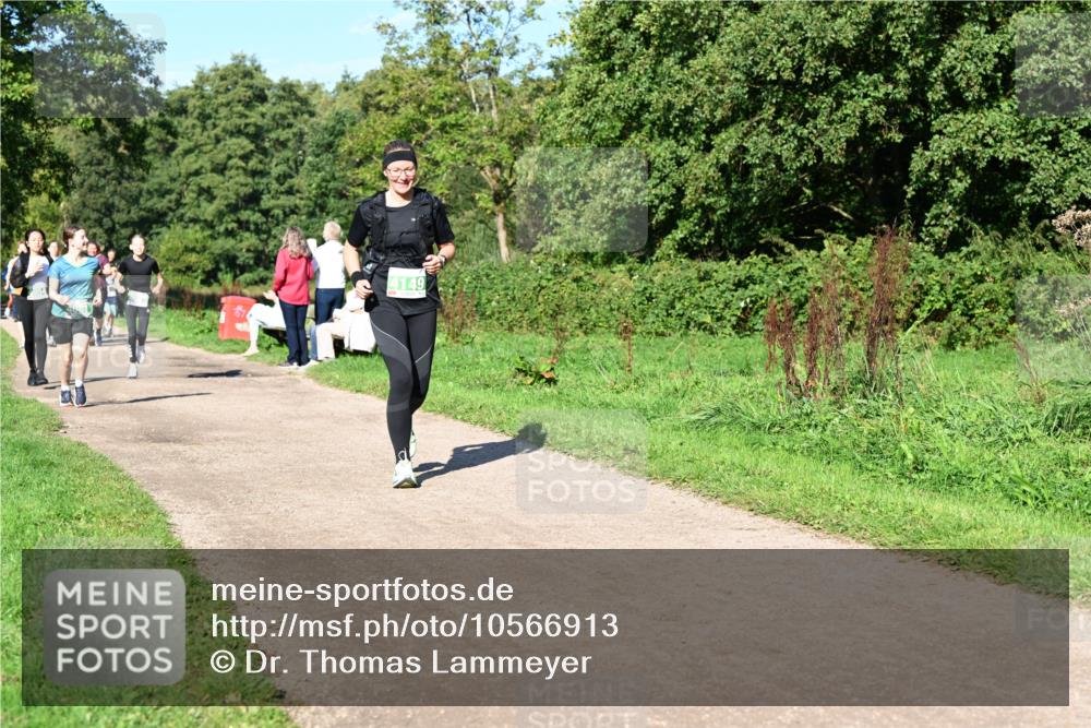 27.09.2026 - 35. Volkslauf durch das schöne Alstertal Dr. Thomas Lammeyer http://msf.ph/oto/10566913 27.09.2026 10:41:39 Laufen 4149 meine-sportfotos.de