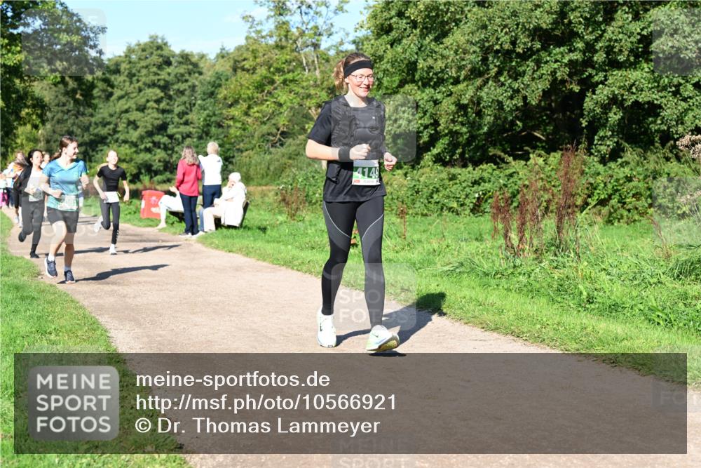 27.09.2026 - 35. Volkslauf durch das schöne Alstertal Dr. Thomas Lammeyer http://msf.ph/oto/10566921 27.09.2026 10:41:40 Laufen 4149 meine-sportfotos.de
