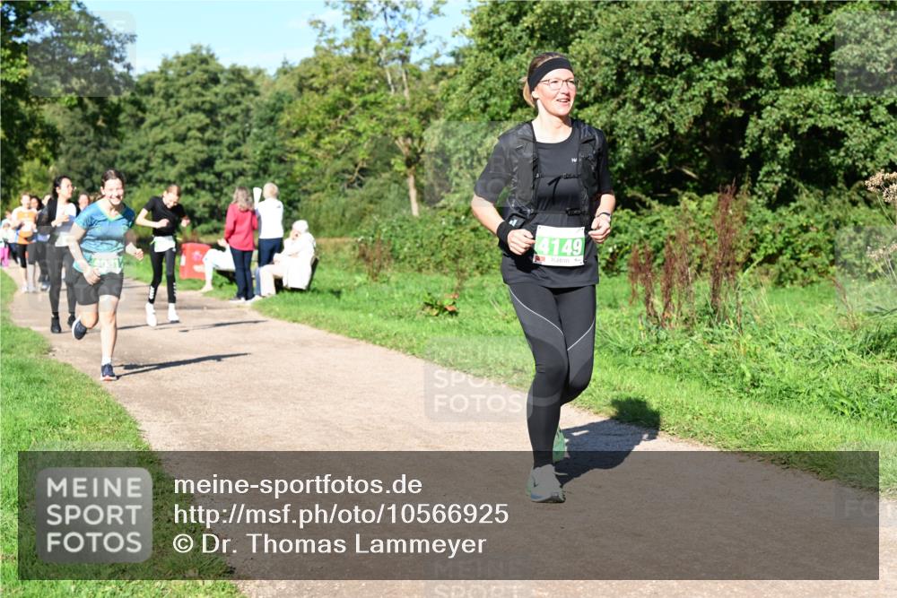 27.09.2026 - 35. Volkslauf durch das schöne Alstertal Dr. Thomas Lammeyer http://msf.ph/oto/10566925 27.09.2026 10:41:40 Laufen 4081, 4149 meine-sportfotos.de