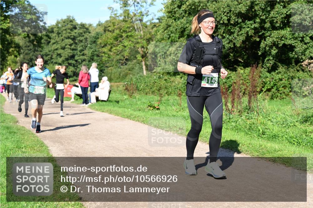 27.09.2026 - 35. Volkslauf durch das schöne Alstertal Dr. Thomas Lammeyer http://msf.ph/oto/10566926 27.09.2026 10:41:40 Laufen 4081, 6 meine-sportfotos.de