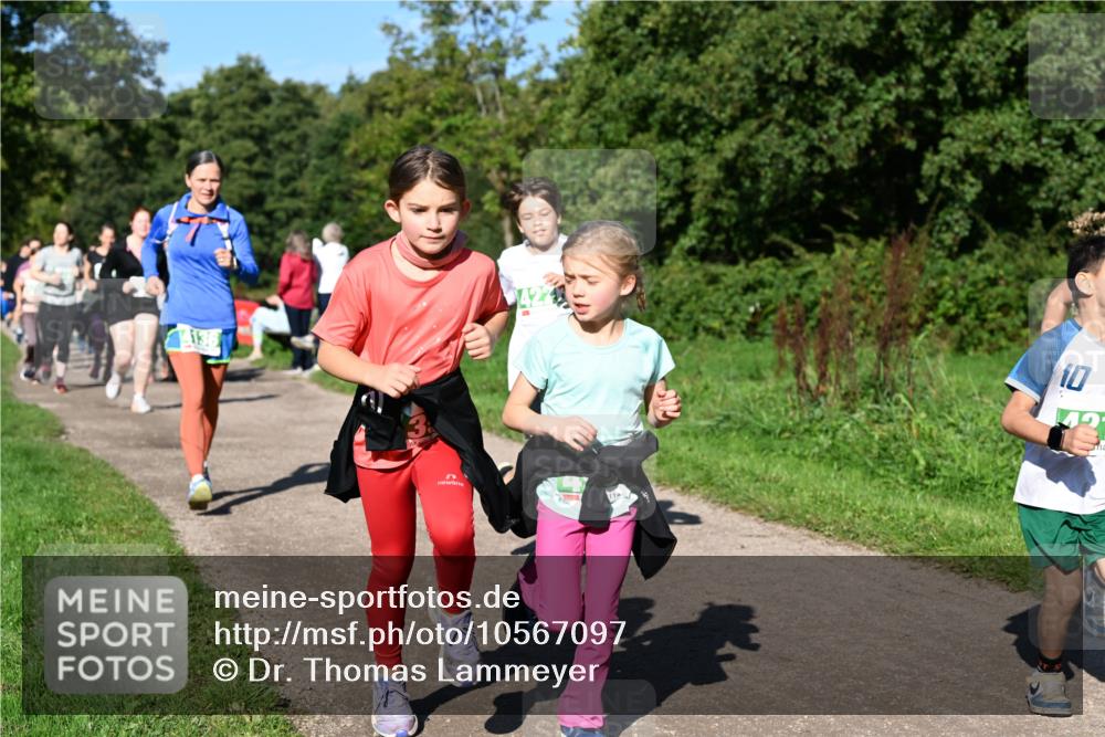 27.09.2026 - 35. Volkslauf durch das schöne Alstertal Dr. Thomas Lammeyer http://msf.ph/oto/10567097 27.09.2026 10:42:02 Laufen 424, 10 meine-sportfotos.de