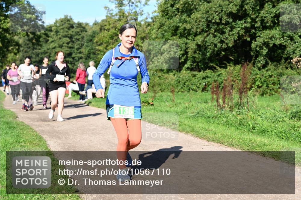 27.09.2026 - 35. Volkslauf durch das schöne Alstertal Dr. Thomas Lammeyer http://msf.ph/oto/10567110 27.09.2026 10:42:04 Laufen 136 meine-sportfotos.de