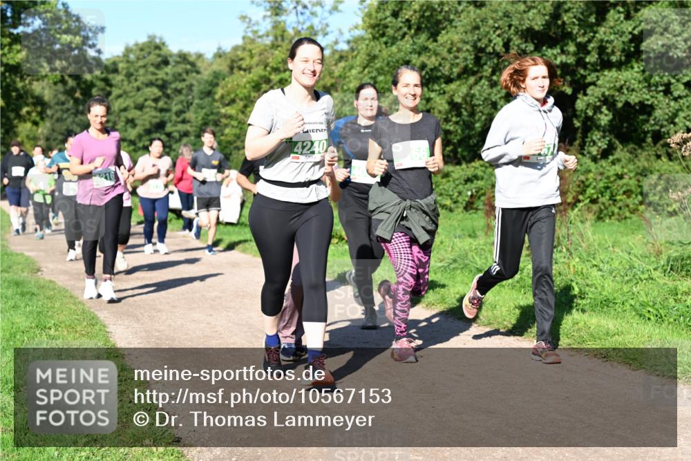 27.09.2026 - 35. Volkslauf durch das schöne Alstertal Dr. Thomas Lammeyer http://msf.ph/oto/10567153 27.09.2026 10:42:08 Laufen 200, 4240, 166 meine-sportfotos.de