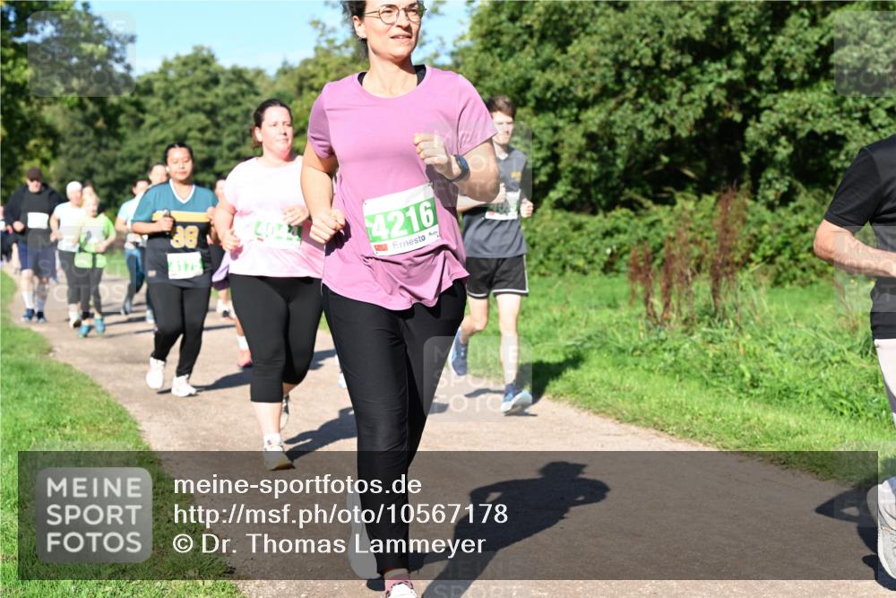 27.09.2026 - 35. Volkslauf durch das schöne Alstertal Dr. Thomas Lammeyer http://msf.ph/oto/10567178 27.09.2026 10:42:11 Laufen 404, 4216 meine-sportfotos.de