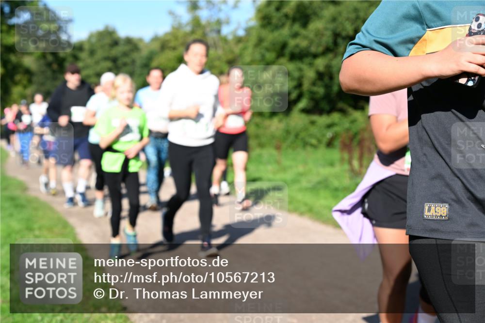 27.09.2026 - 35. Volkslauf durch das schöne Alstertal Dr. Thomas Lammeyer http://msf.ph/oto/10567213 27.09.2026 10:42:15 Laufen 98, 8 meine-sportfotos.de