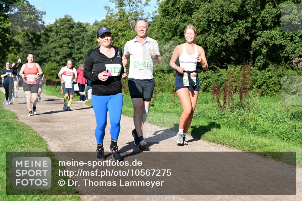 27.09.2026 - 35. Volkslauf durch das schöne Alstertal Dr. Thomas Lammeyer http://msf.ph/oto/10567275 27.09.2026 10:42:22 Laufen 146, 4224, 2570 meine-sportfotos.de