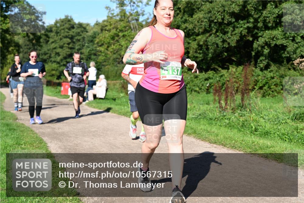 27.09.2026 - 35. Volkslauf durch das schöne Alstertal Dr. Thomas Lammeyer http://msf.ph/oto/10567315 27.09.2026 10:42:27 Laufen 137 meine-sportfotos.de