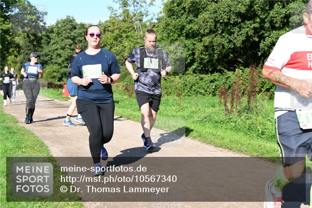 27.09.2026 - 35. Volkslauf durch das schöne Alstertal Dr. Thomas Lammeyer http://msf.ph/oto/10567340 27.09.2026 10:42:30 Laufen 3059 meine-sportfotos.de