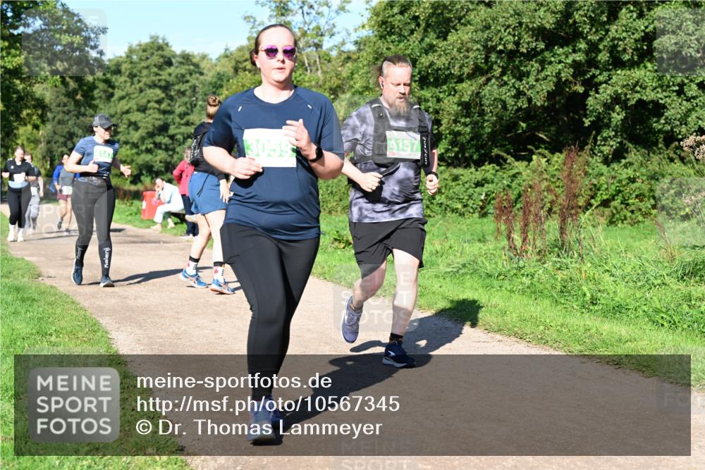 27.09.2026 - 35. Volkslauf durch das schöne Alstertal Dr. Thomas Lammeyer http://msf.ph/oto/10567345 27.09.2026 10:42:30 Laufen 4147, 3059, 4157 meine-sportfotos.de