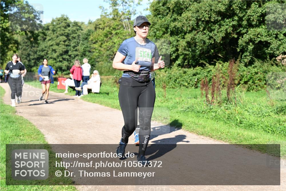 27.09.2026 - 35. Volkslauf durch das schöne Alstertal Dr. Thomas Lammeyer http://msf.ph/oto/10567372 27.09.2026 10:42:33 Laufen 4147 meine-sportfotos.de