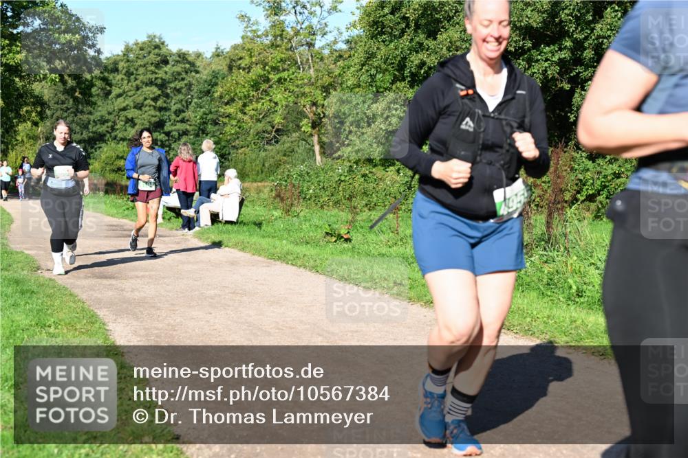 27.09.2026 - 35. Volkslauf durch das schöne Alstertal Dr. Thomas Lammeyer http://msf.ph/oto/10567384 27.09.2026 10:42:35 Laufen 495 meine-sportfotos.de