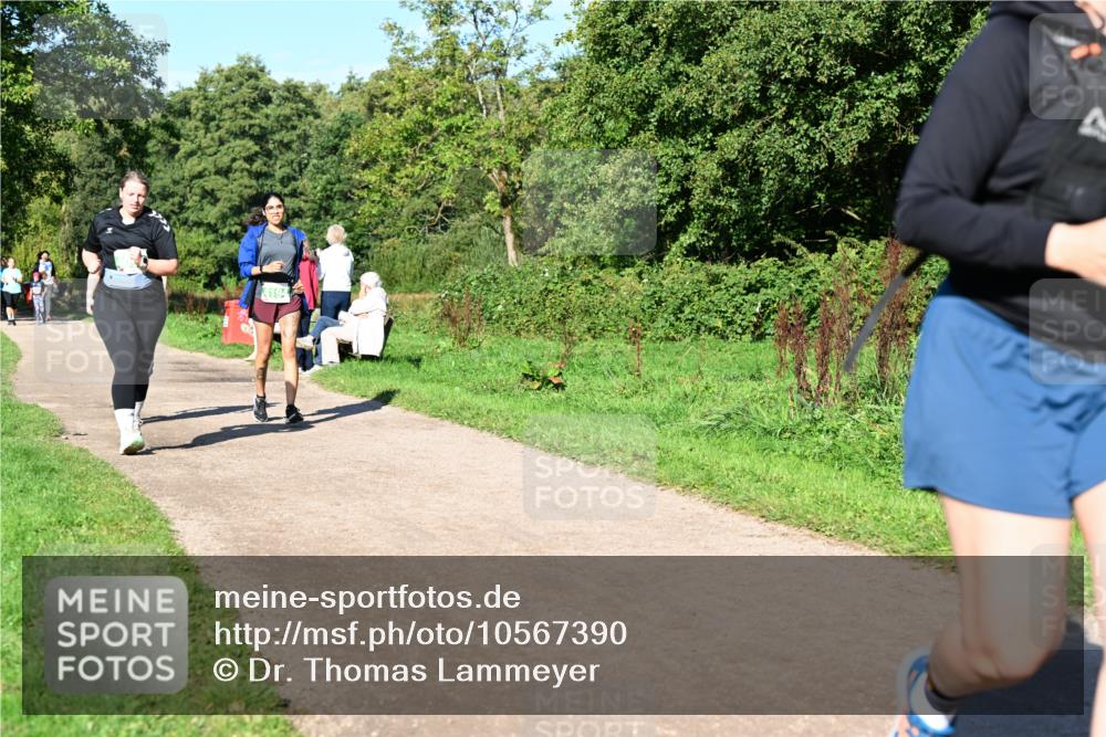 27.09.2026 - 35. Volkslauf durch das schöne Alstertal Dr. Thomas Lammeyer http://msf.ph/oto/10567390 27.09.2026 10:42:35 Laufen 761 meine-sportfotos.de