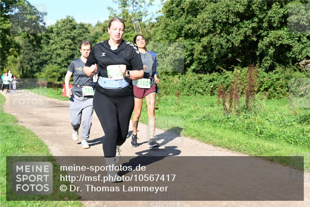 27.09.2026 - 35. Volkslauf durch das schöne Alstertal Dr. Thomas Lammeyer http://msf.ph/oto/10567417 27.09.2026 10:42:38 Laufen 184, 409, 4194 meine-sportfotos.de