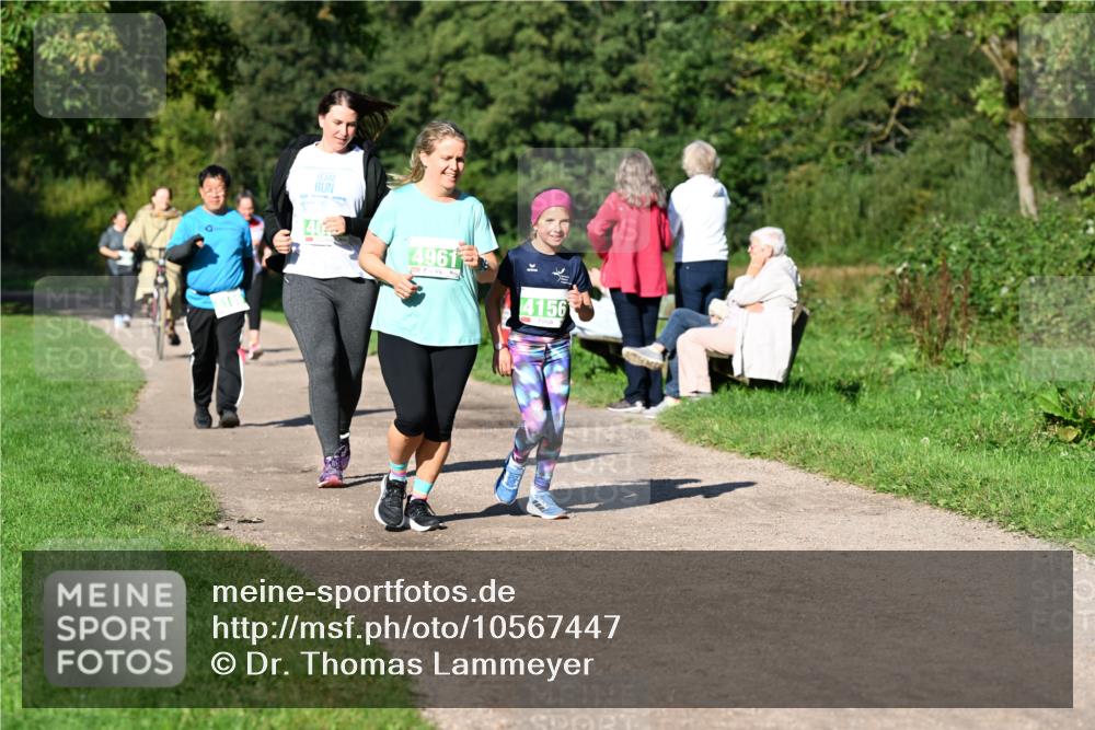 27.09.2026 - 35. Volkslauf durch das schöne Alstertal Dr. Thomas Lammeyer http://msf.ph/oto/10567447 27.09.2026 10:42:52 Laufen 40, 4961, 4156 meine-sportfotos.de