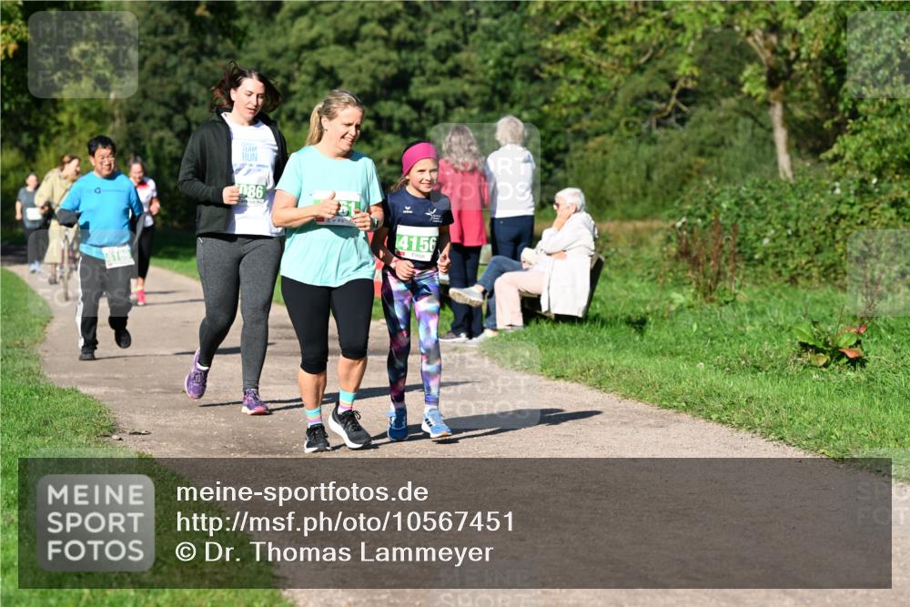 27.09.2026 - 35. Volkslauf durch das schöne Alstertal Dr. Thomas Lammeyer http://msf.ph/oto/10567451 27.09.2026 10:42:53 Laufen 4189, 086, 4156 meine-sportfotos.de