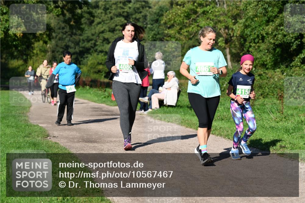 27.09.2026 - 35. Volkslauf durch das schöne Alstertal Dr. Thomas Lammeyer http://msf.ph/oto/10567467 27.09.2026 10:42:55 Laufen 4189, 4086, 496, 4156 meine-sportfotos.de