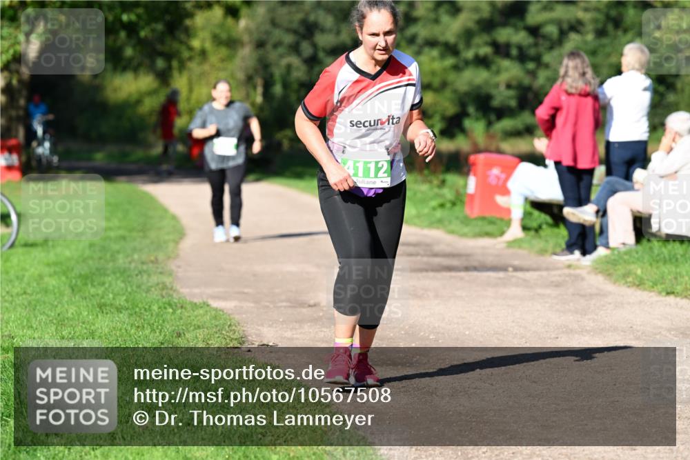 27.09.2026 - 35. Volkslauf durch das schöne Alstertal Dr. Thomas Lammeyer http://msf.ph/oto/10567508 27.09.2026 10:43:04 Laufen 4112 meine-sportfotos.de
