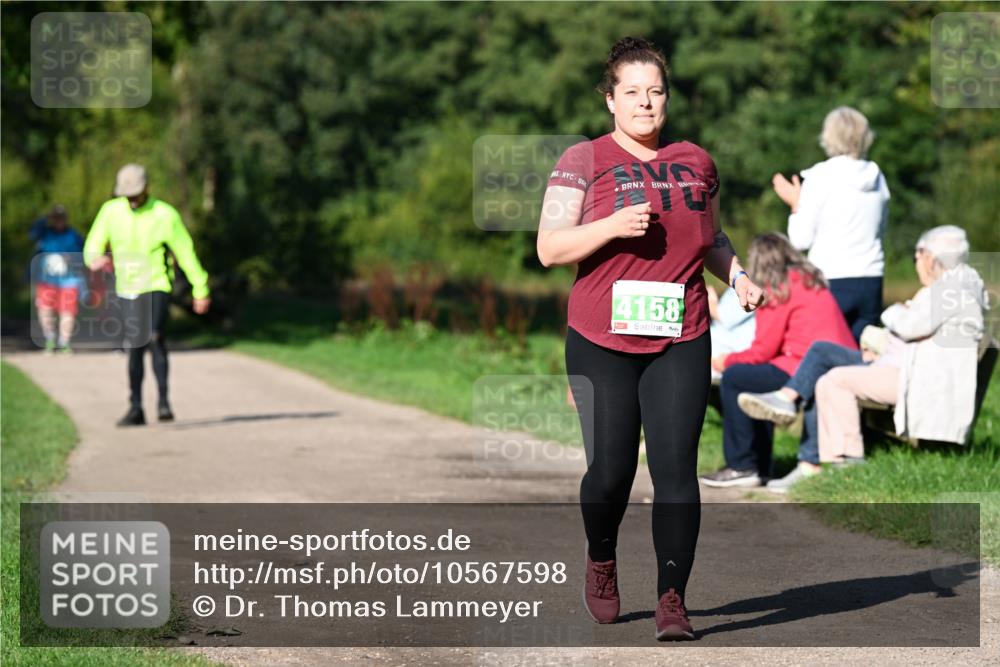 27.09.2026 - 35. Volkslauf durch das schöne Alstertal Dr. Thomas Lammeyer http://msf.ph/oto/10567598 27.09.2026 10:43:47 Laufen 4158 meine-sportfotos.de