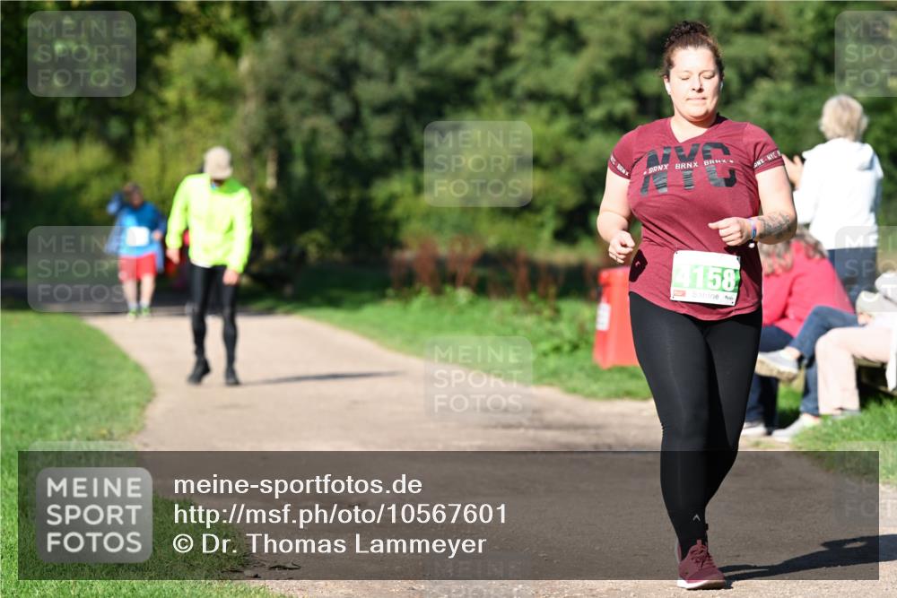 27.09.2026 - 35. Volkslauf durch das schöne Alstertal Dr. Thomas Lammeyer http://msf.ph/oto/10567601 27.09.2026 10:43:47 Laufen 4158 meine-sportfotos.de